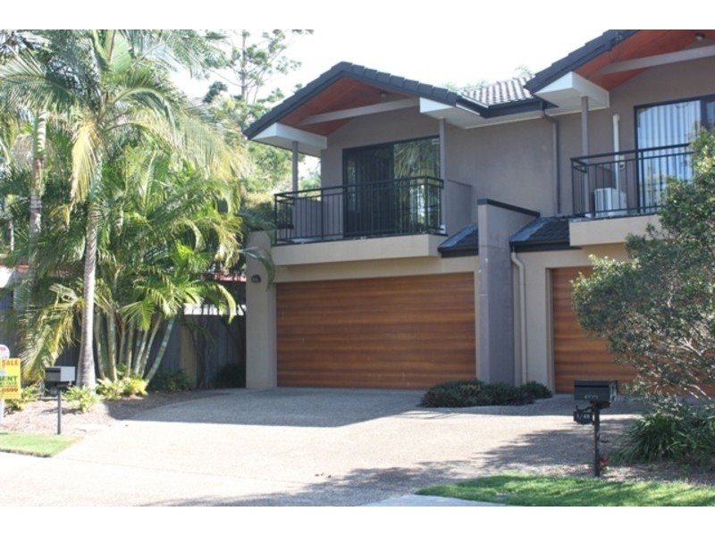 2/49 Melinda Street, Southport QLD 4215