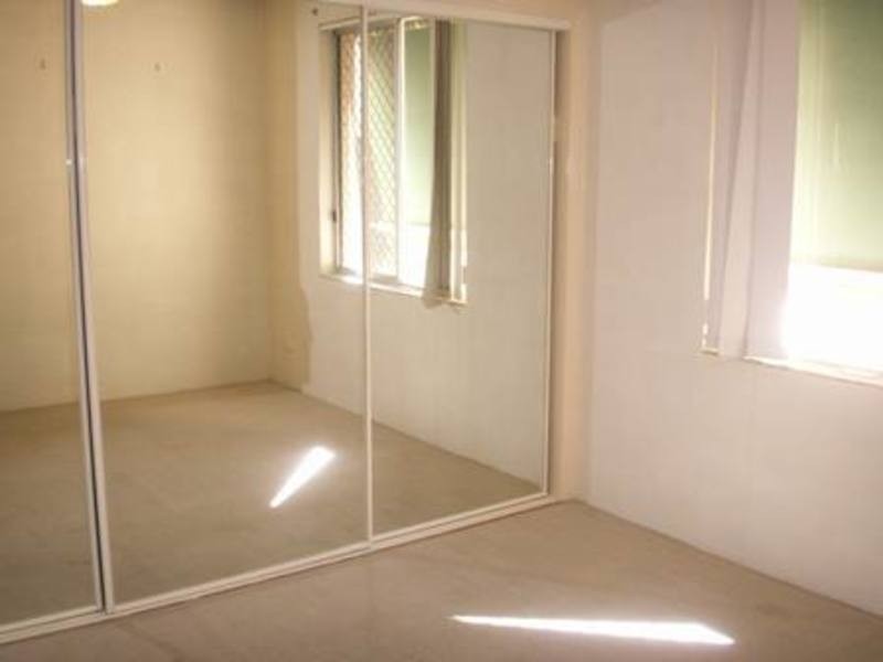 Paradise Point QLD 4216