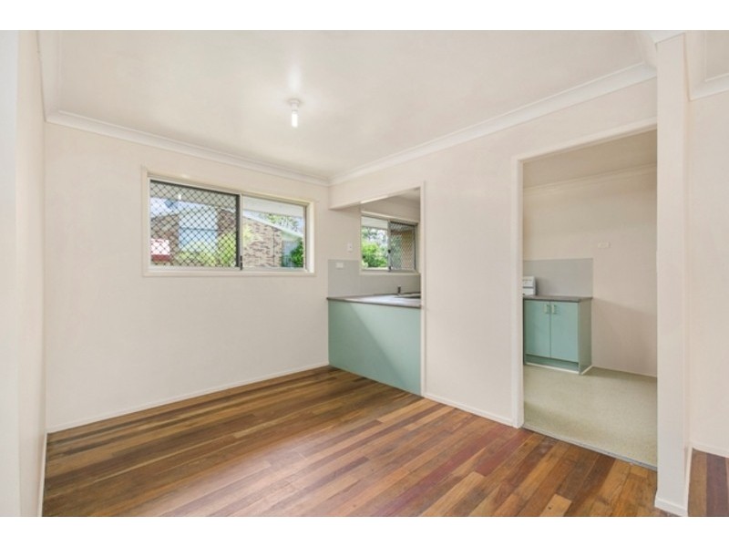 28 Bloodwood Crescent, Molendinar QLD 4214