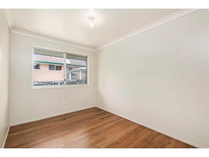 28 Bloodwood Crescent, Molendinar QLD 4214