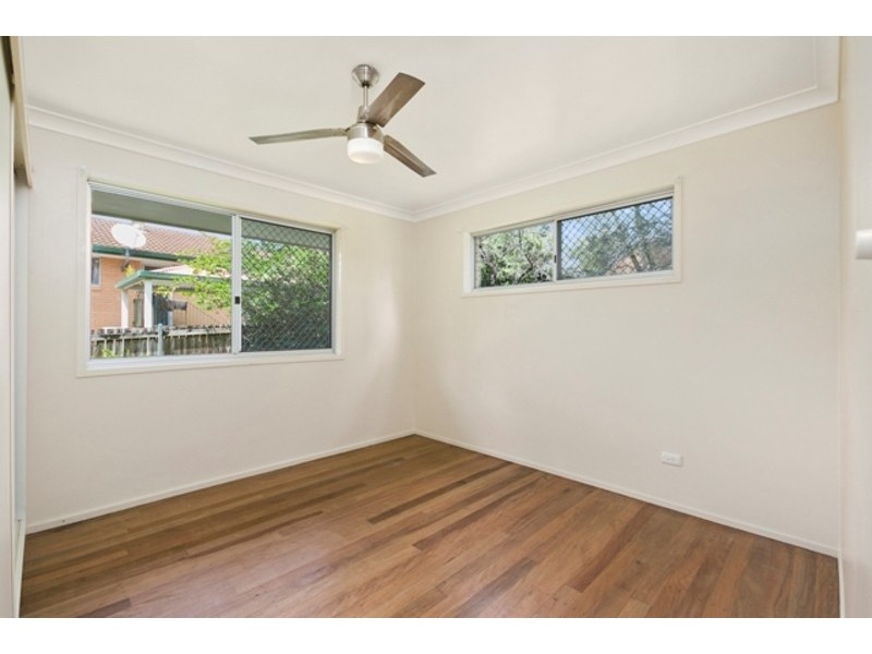 28 Bloodwood Crescent, Molendinar QLD 4214