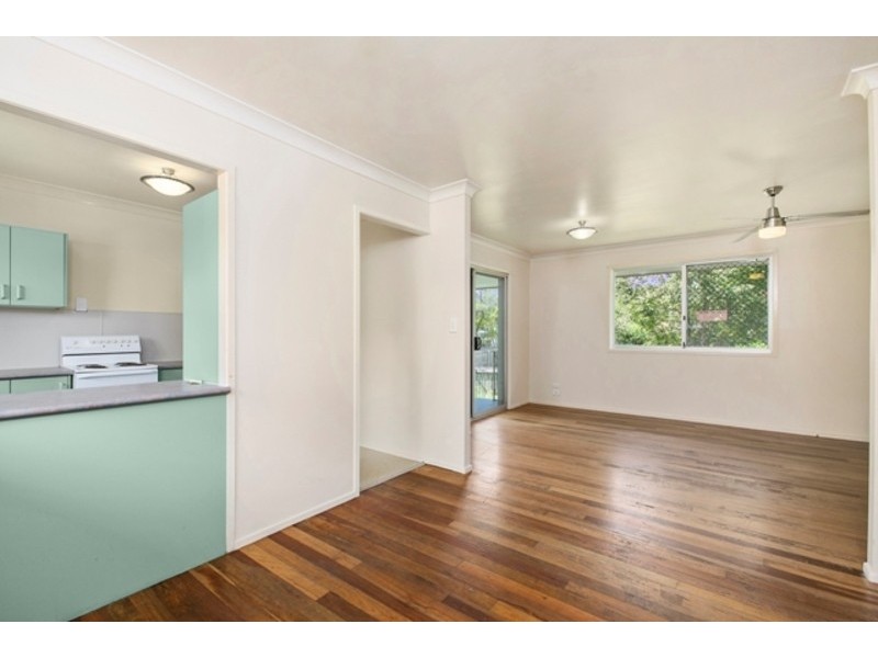 28 Bloodwood Crescent, Molendinar QLD 4214