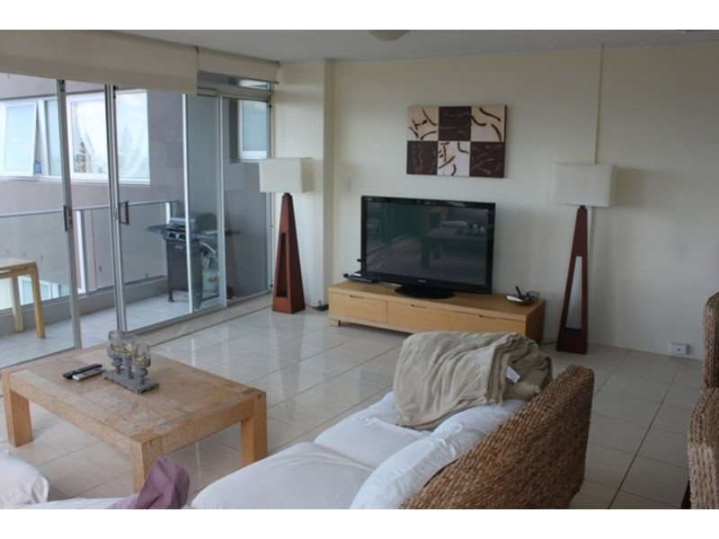 Main Beach QLD 4217