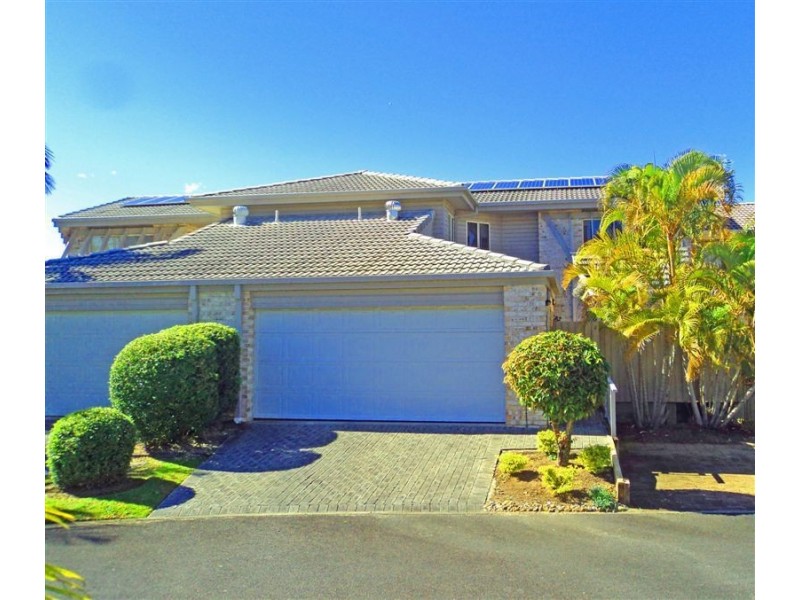 2/19 Robyn Street, Southport QLD 4215