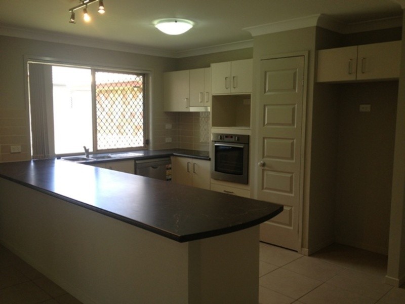 34 Waratah Crescent, Springfield Lakes QLD 4300