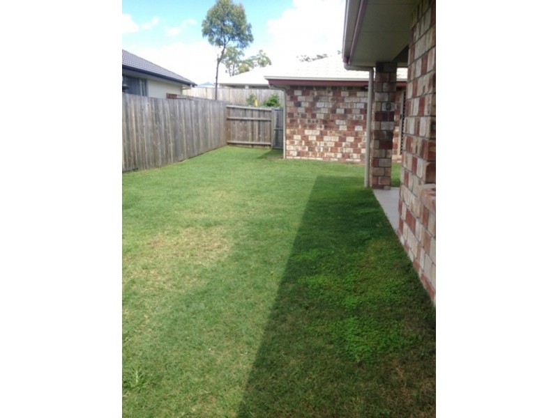 34 Waratah Crescent, Springfield Lakes QLD 4300
