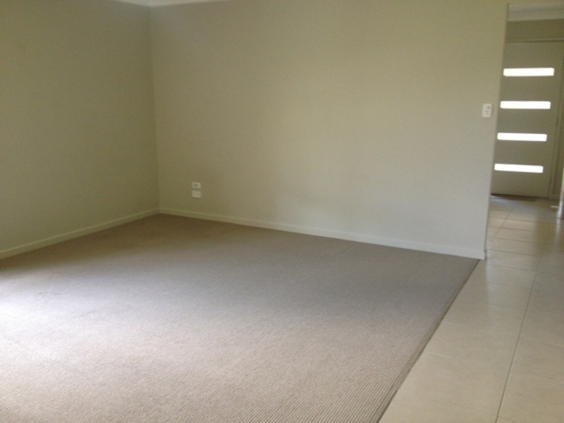 34 Waratah Crescent, Springfield Lakes QLD 4300