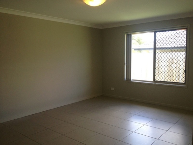 34 Waratah Crescent, Springfield Lakes QLD 4300