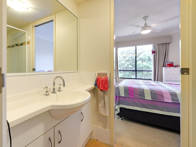 18/16-26 Waverley Street, Southport QLD 4215