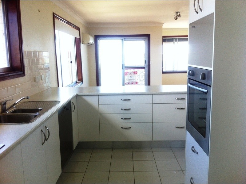 8/264 Marine Parade, Labrador QLD 4215