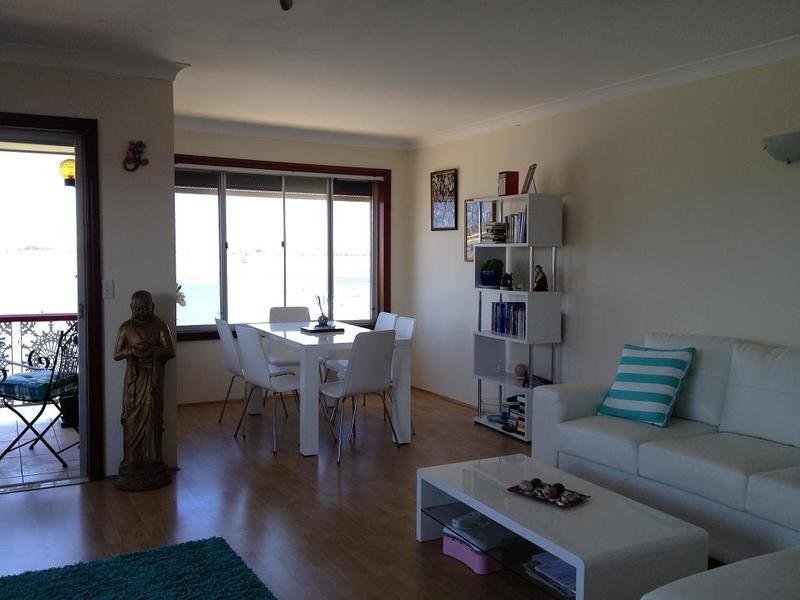 8/264 Marine Parade, Labrador QLD 4215