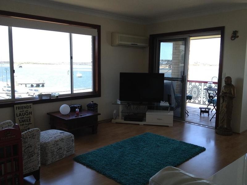 8/264 Marine Parade, Labrador QLD 4215