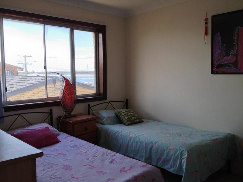 8/264 Marine Parade, Labrador QLD 4215