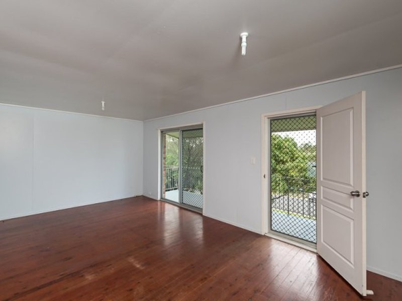 43 Coolibah Crescent, Varsity Lakes QLD 4227