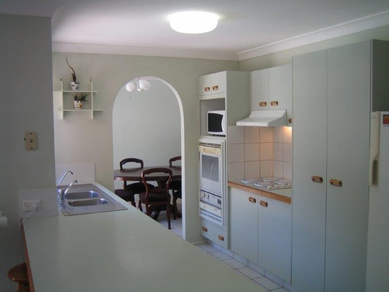 27a Everest Drive, Southport QLD 4215