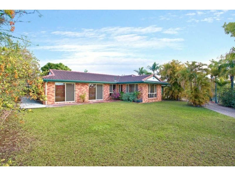 2 Wardley Drive, Parkwood QLD 4214