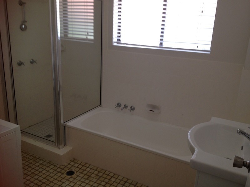 8/6 Lenneberg Street, Southport QLD 4215