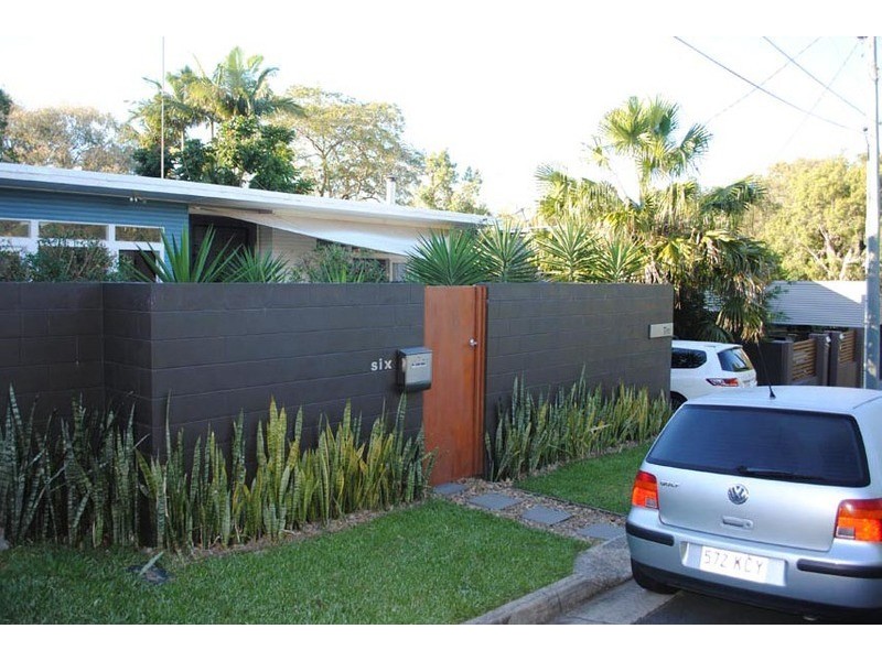 6 West King Lane, Southport QLD 4215