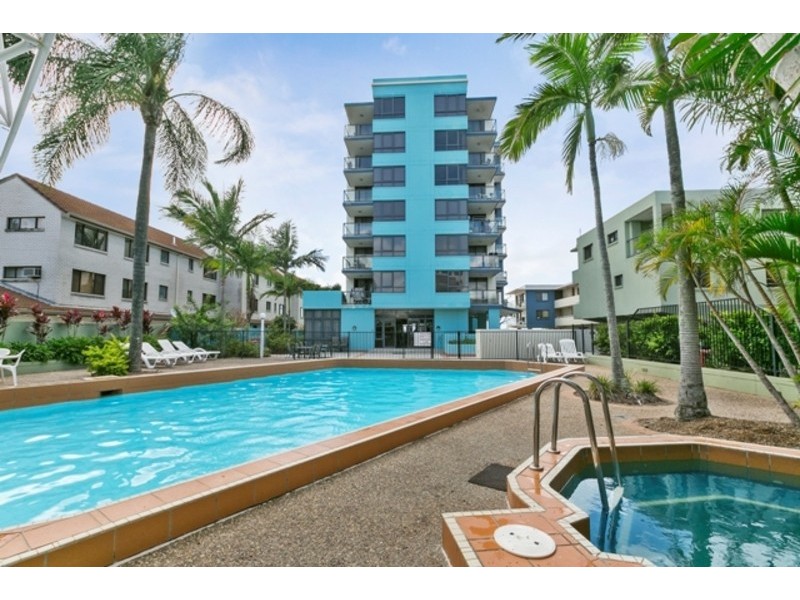 30/136 marine Parade, Southport QLD 4215