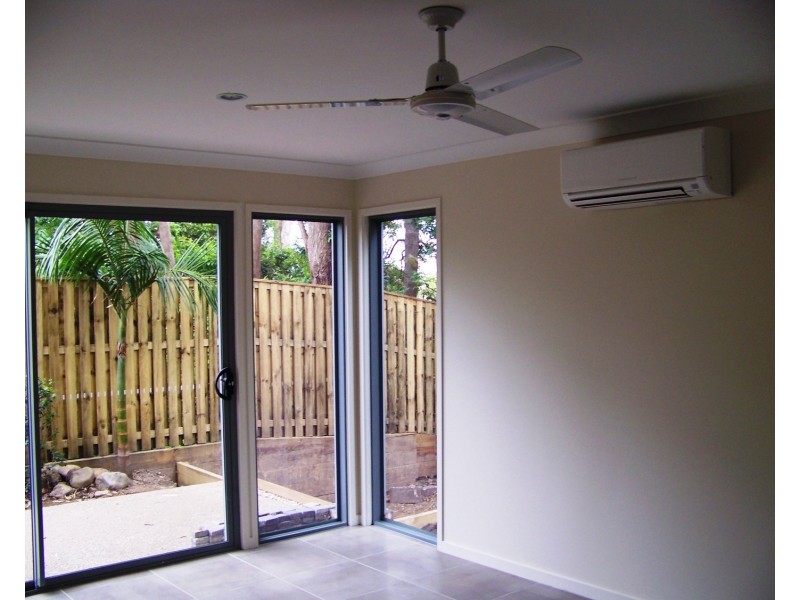 4/39 Gordon Street, Labrador QLD 4215