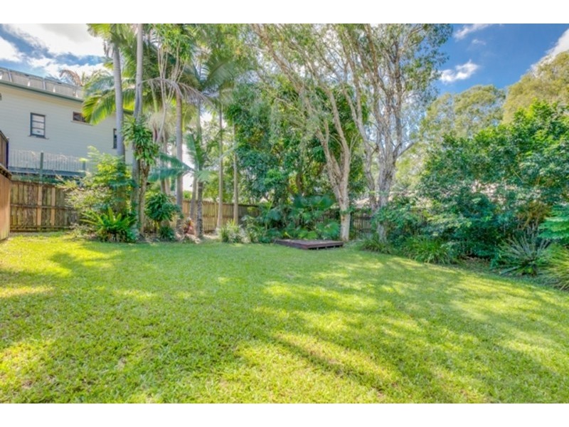 6  West King Lane, Southport QLD 4215