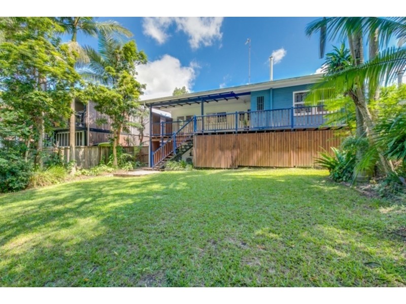 6  West King Lane, Southport QLD 4215