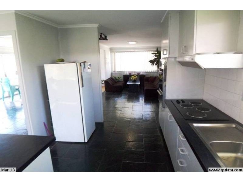 4 Ewan Street, Southport QLD 4215