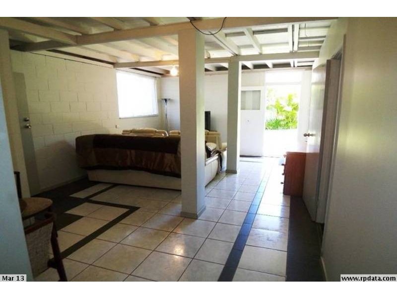 4 Ewan Street, Southport QLD 4215