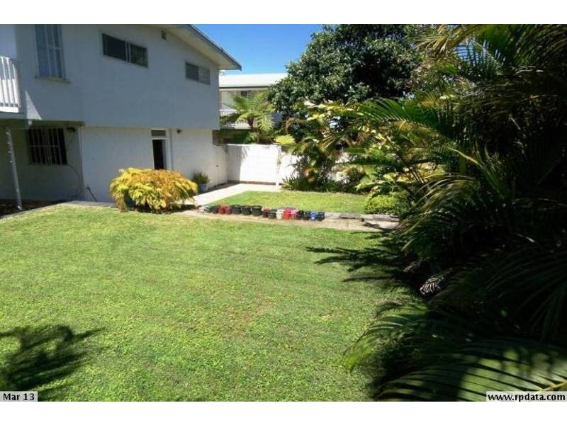 4 Ewan Street, Southport QLD 4215