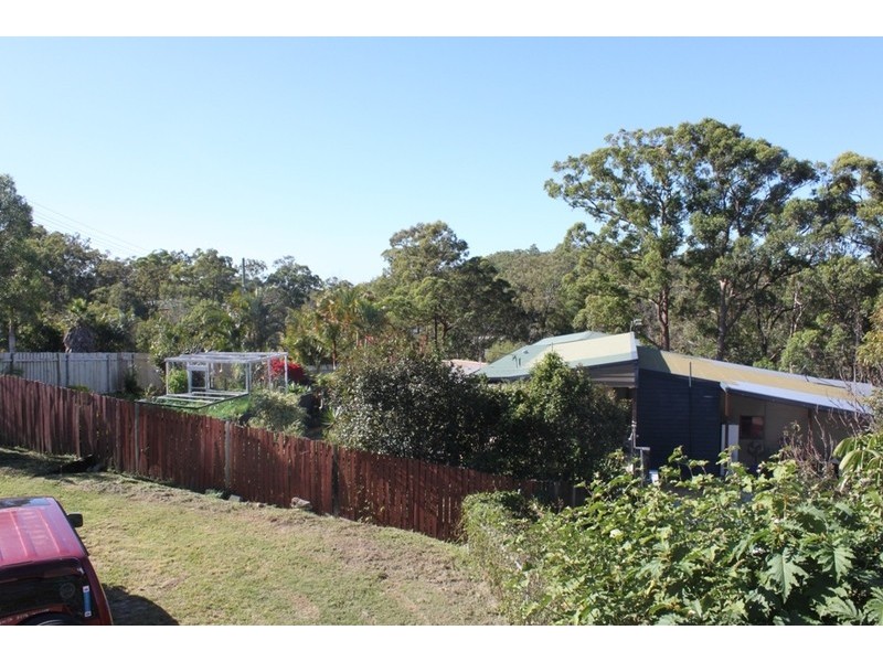 19 Fenton Drive, Tallebudgera QLD 4228