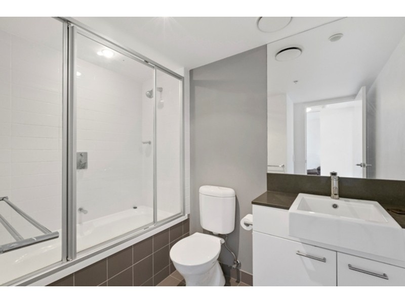 1139/56 Scarborough Street, Southport QLD 4215