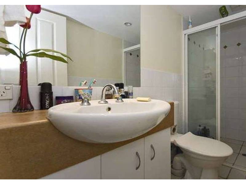 3/129 Muir Street, Labrador QLD 4215