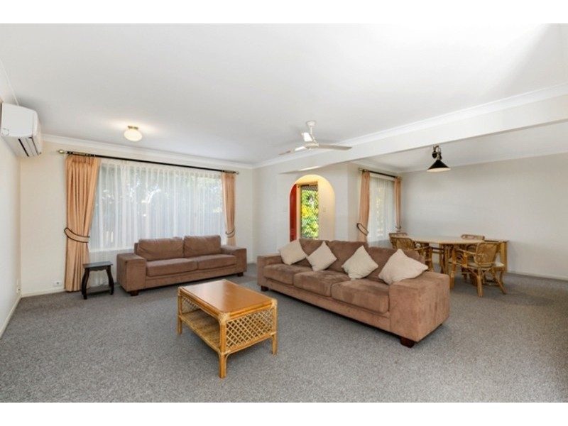 1/61A Eugaree Street, Southport QLD 4215