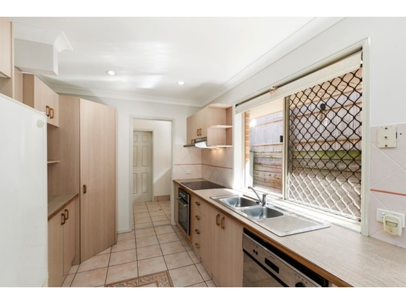 1/61A Eugaree Street, Southport QLD 4215