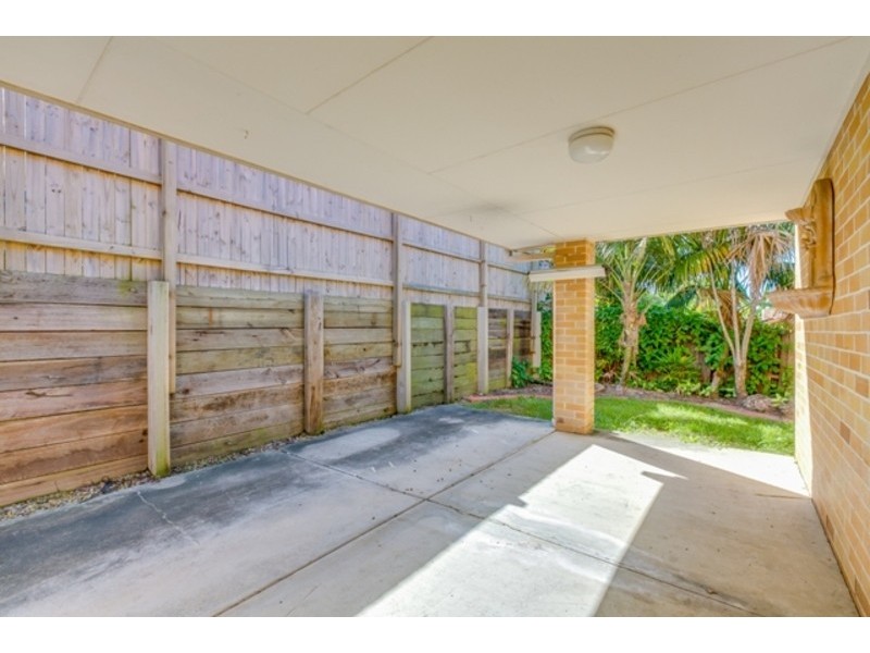 1/61A Eugaree Street, Southport QLD 4215