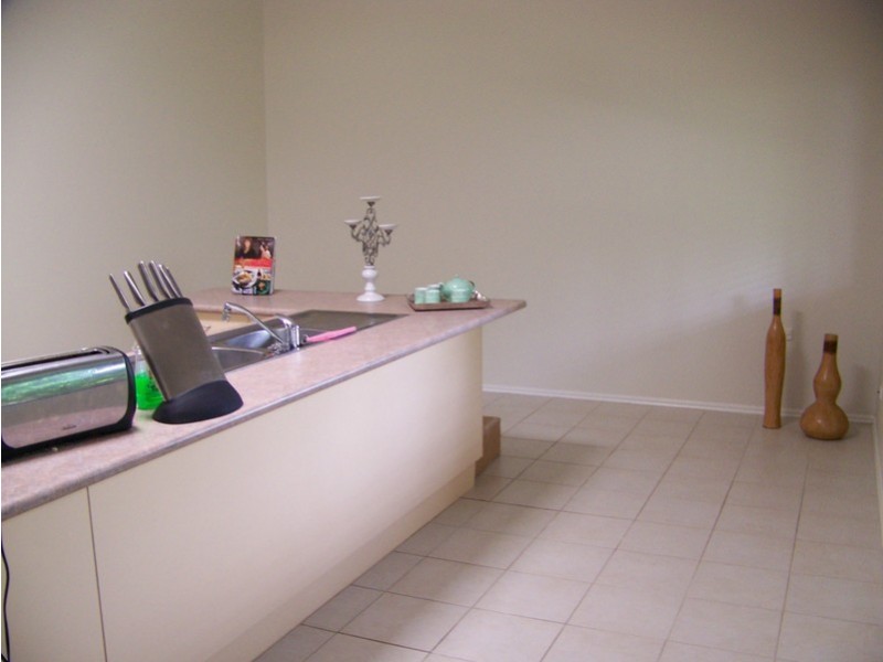 3 Yangoora Crescent, Ashmore QLD 4214