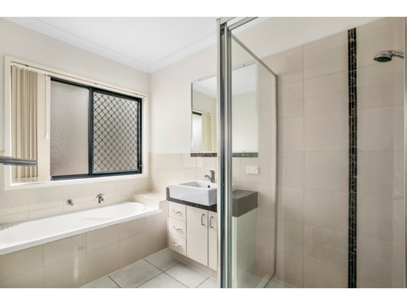 30 Dayflower Street, Coomera QLD 4209