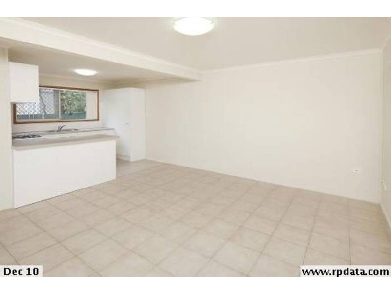 1/28 Stevens Street, Southport QLD 4215