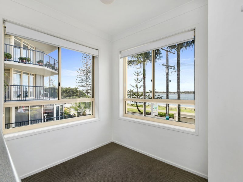 10/416 Marine Parade, Biggera Waters QLD 4216