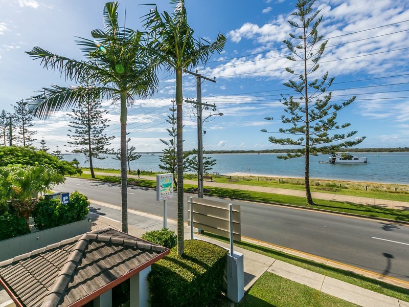 10/416 Marine Parade, Biggera Waters QLD 4216
