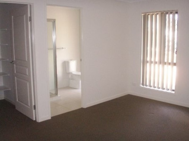 11 Ryan Place, Ormeau QLD 4208