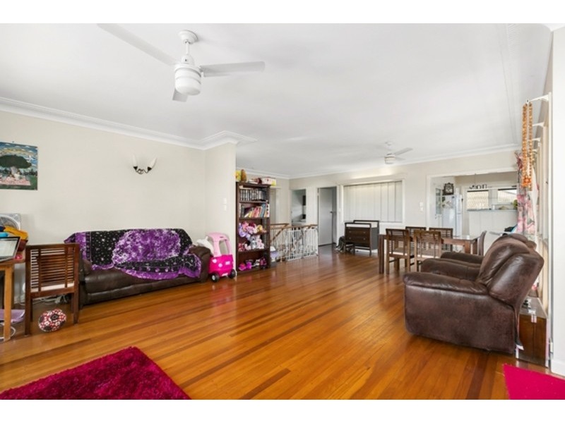 18 Beatty Street, Southport QLD 4215