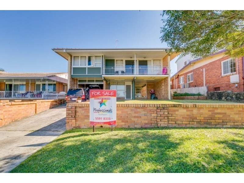 18 Beatty Street, Southport QLD 4215