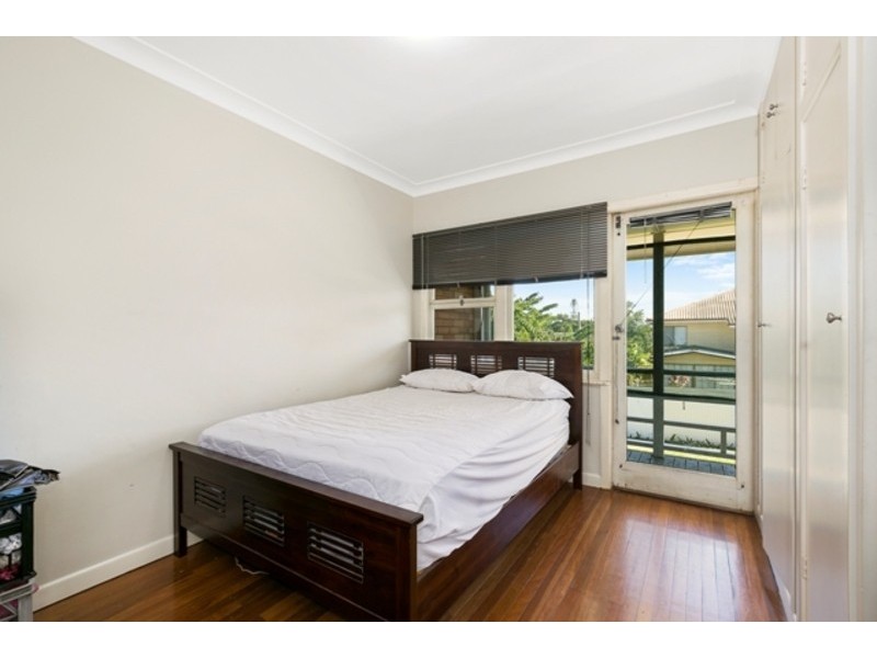 18 Beatty Street, Southport QLD 4215