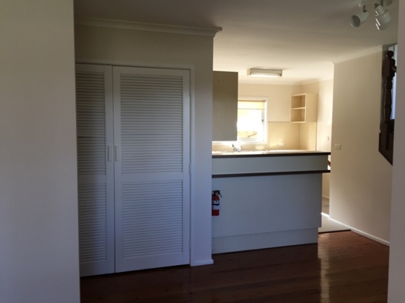 22 Petersen Avenue, Southport QLD 4215