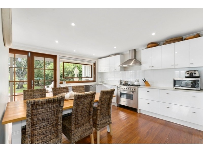 27 Egerton Street, Southport QLD 4215