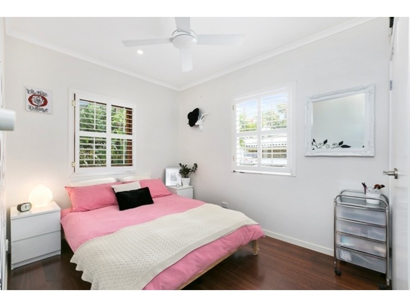 27 Egerton Street, Southport QLD 4215