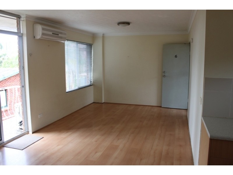 6/25 White Street, Southport QLD 4215