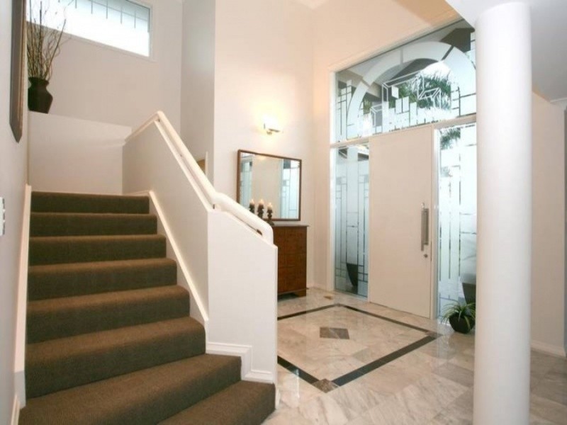 4 Lobster Pot Place, Runaway Bay QLD 4216