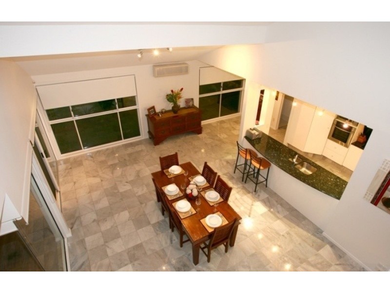 4 Lobster Pot Place, Runaway Bay QLD 4216